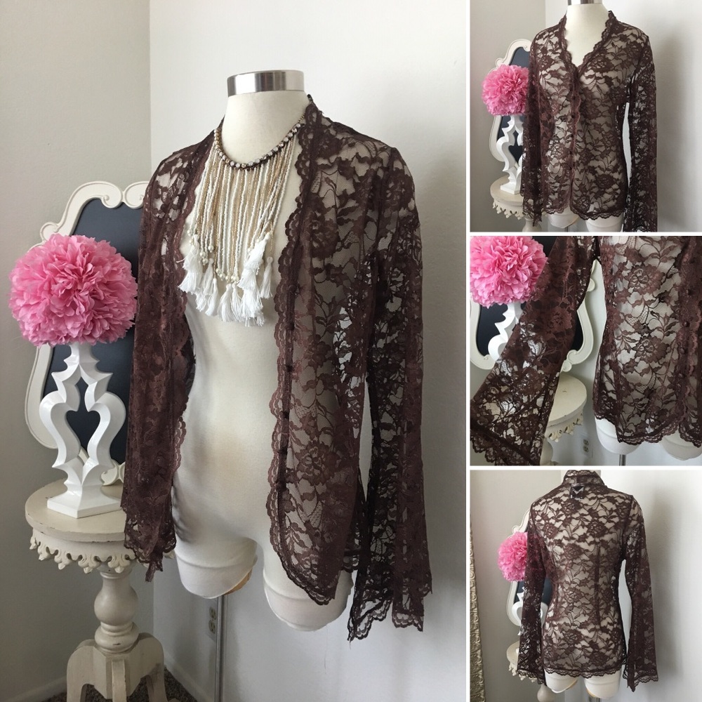 🌺Marc Bouwer
Beautiful Brown Lace Blouse